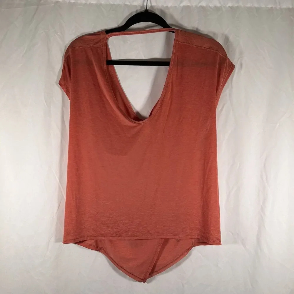 Lululemon Top Womens 6 Pink Wrap Style Vneck Sleeveless Pullover